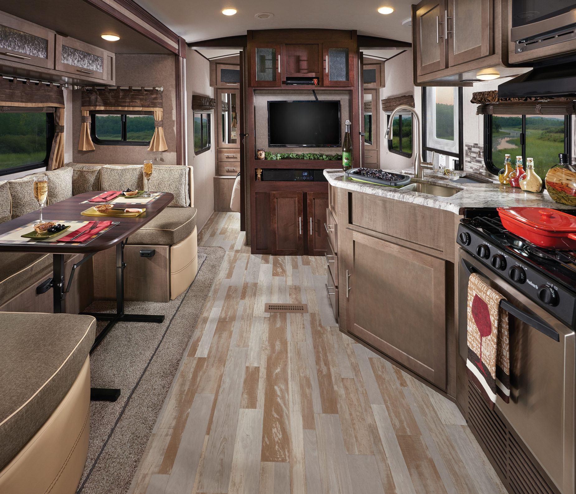 243RBS_BtoF_SM Blanchard Trailer Sales, Inc.